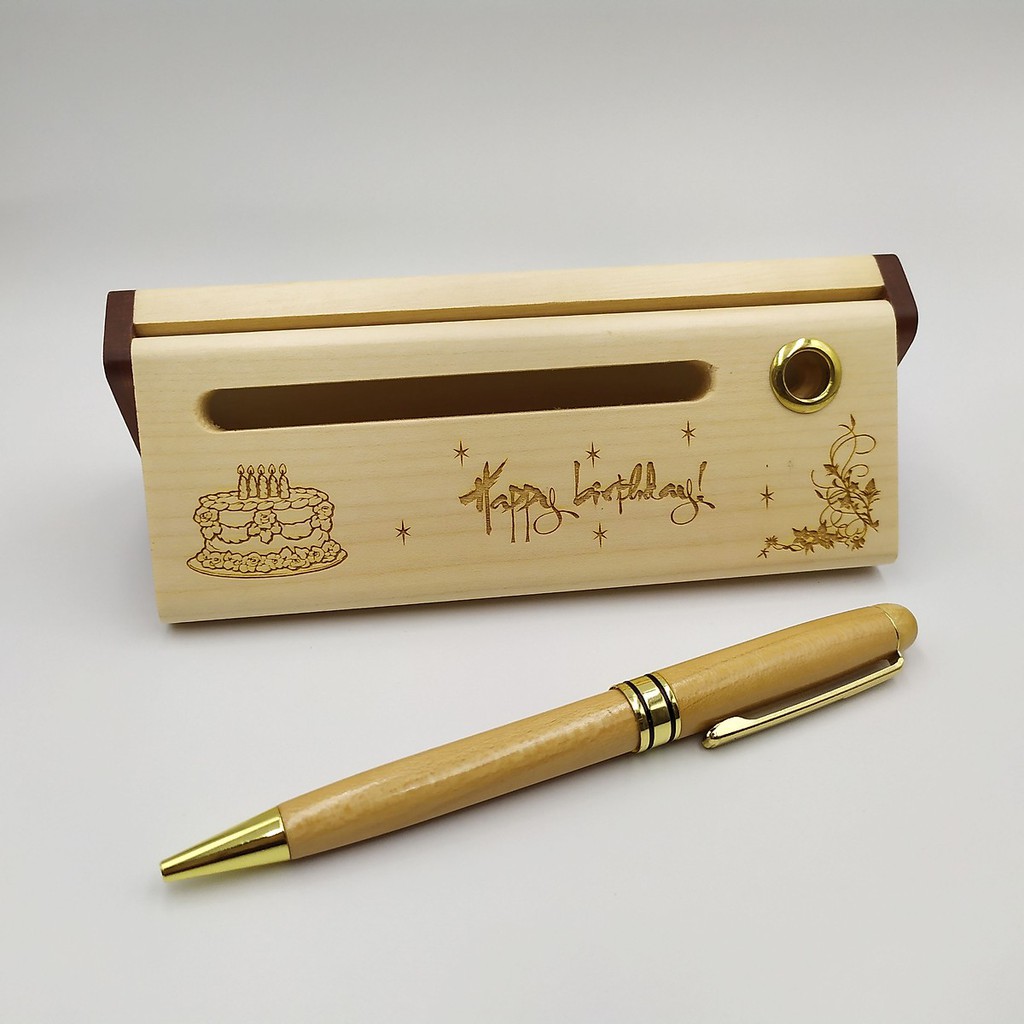 Hộp bút được nhiều người yêu thích và ưu tiên sử dụng làm quà tặng